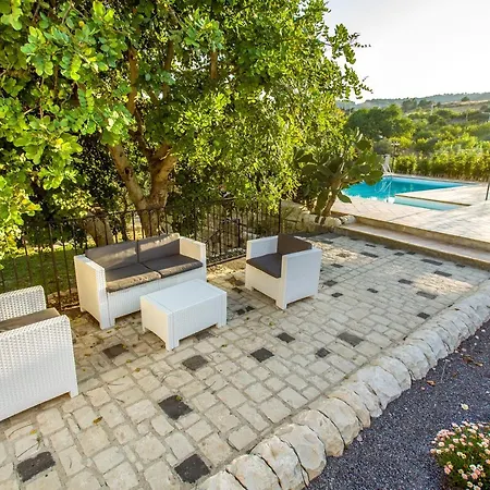 Pensionat Ceretanum House